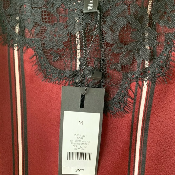 NWT Dynamite dress, size medium - Picture 3 of 3